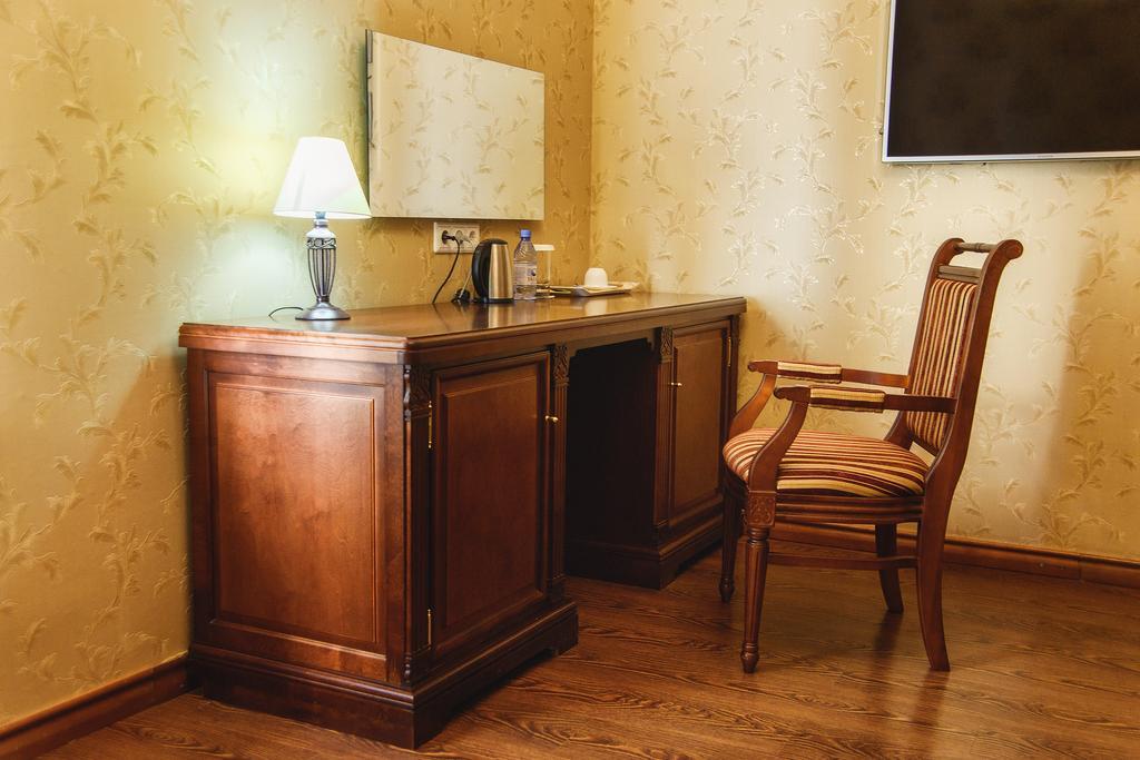 Promenade Park Hotel Chimkent Extérieur photo