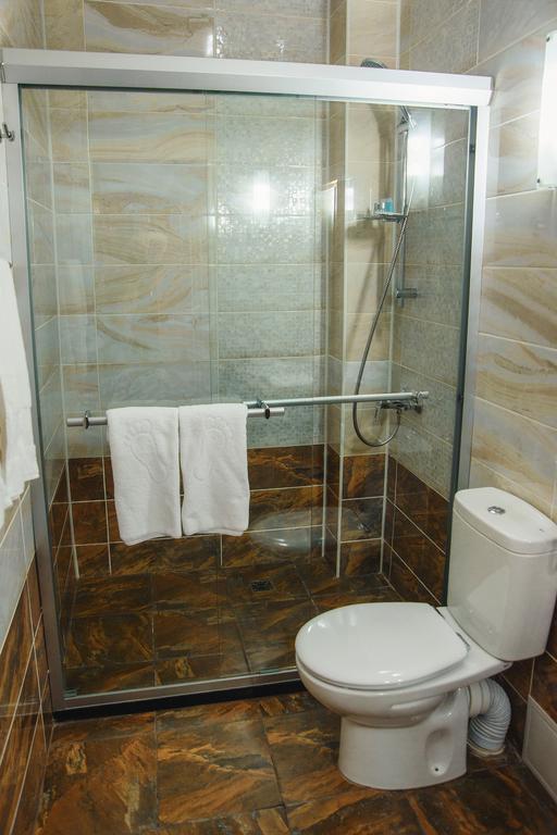 Promenade Park Hotel Chimkent Chambre photo